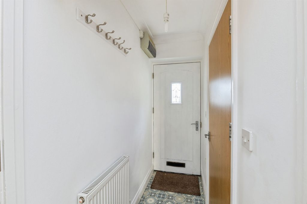 Property photo 3 of 23