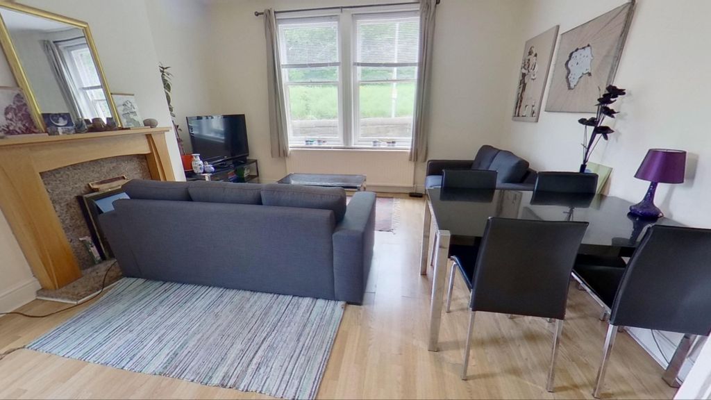 Property photo 1 of 12 Meanwood-Road-06102021091712-1.Jpg