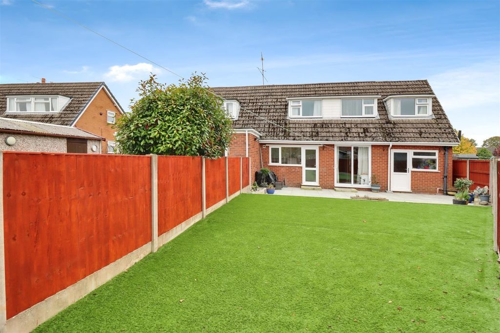 Property photo 3 of 26