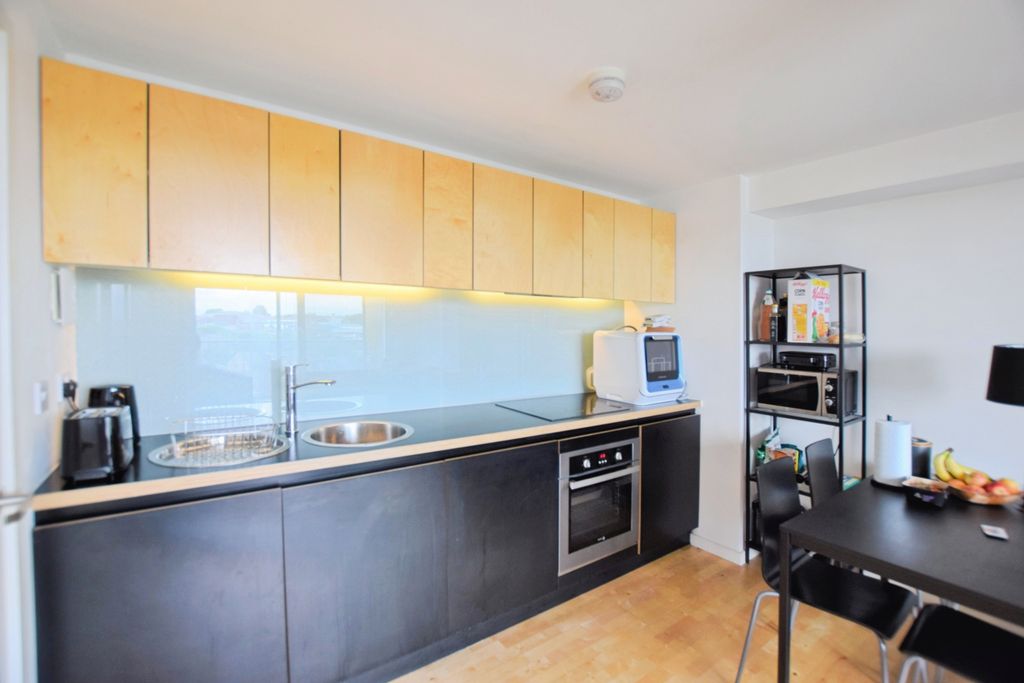 Property photo 3 of 8