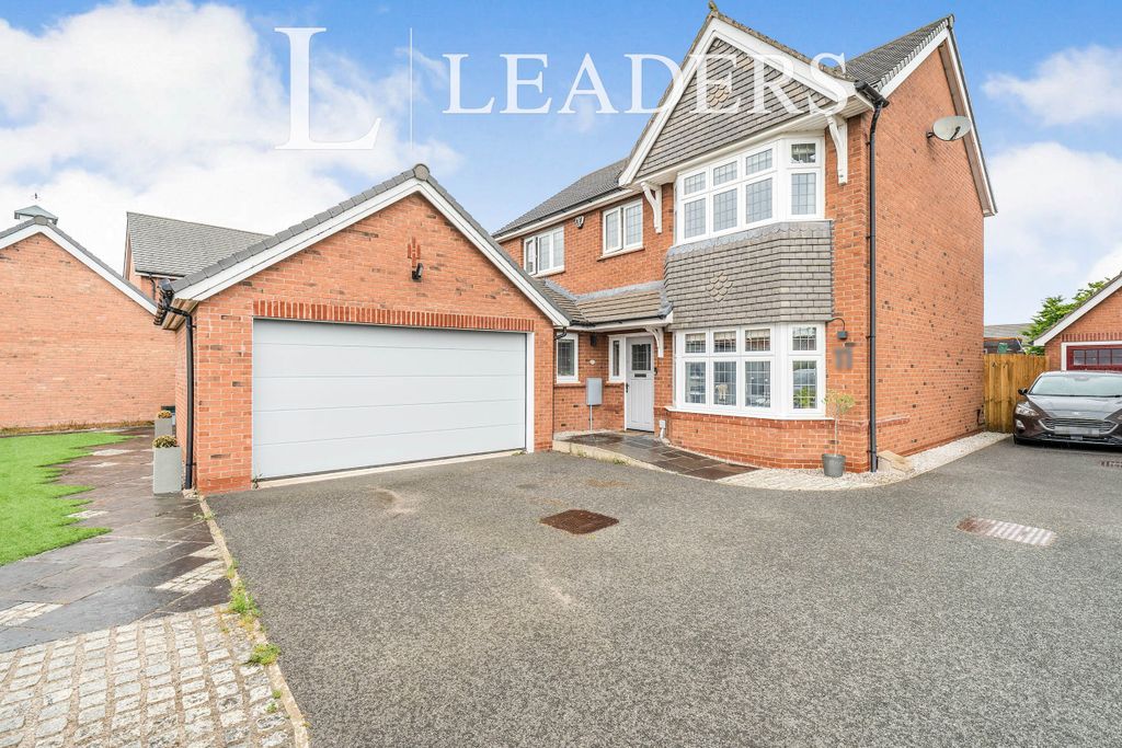 Property photo 1 of 10 External