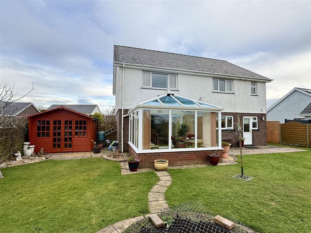 Property photo 2 of 64 Externally