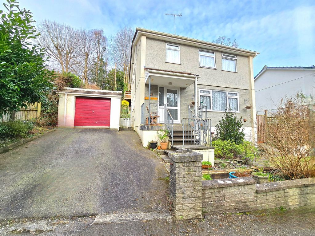 Property photo 1 of 23