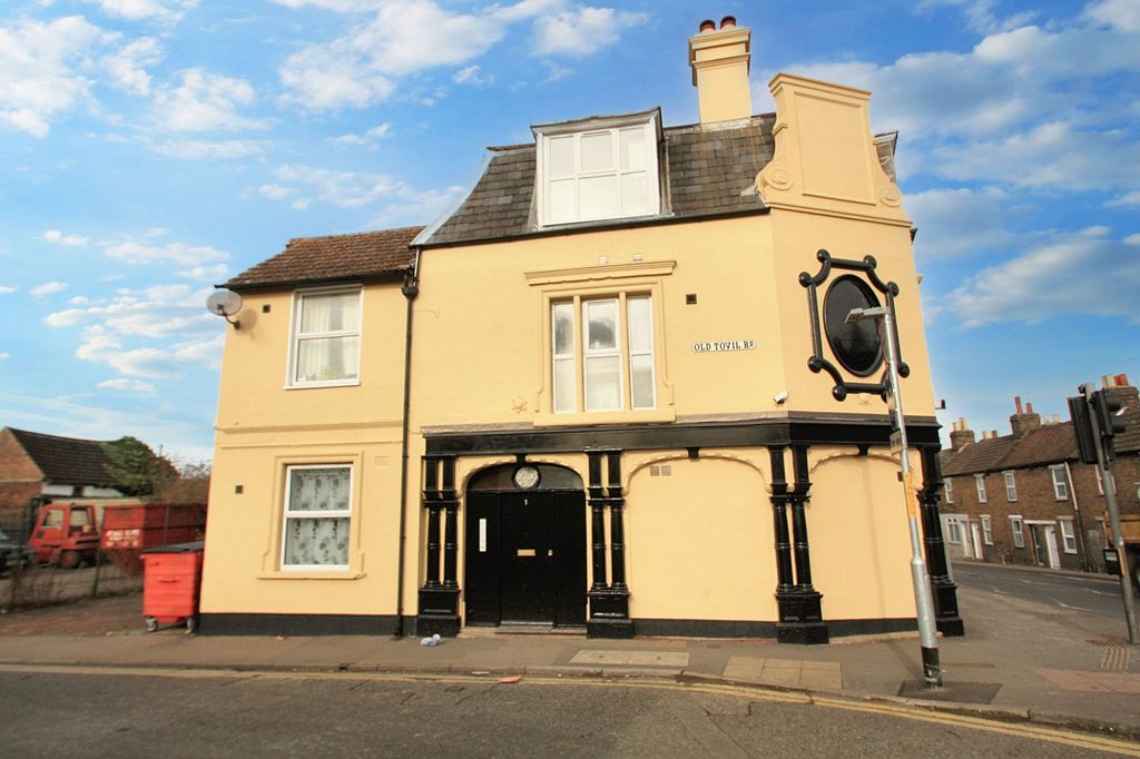 Property photo 1 of 5