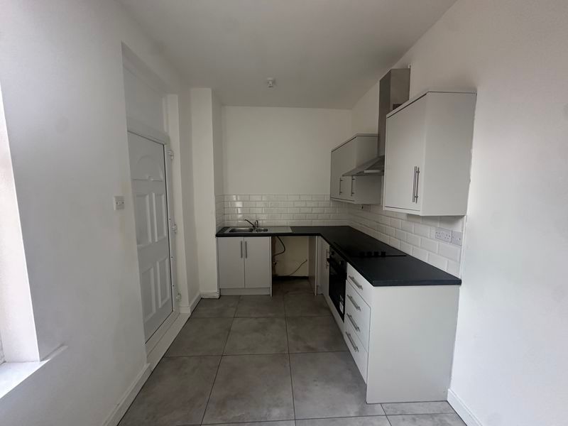 Property photo 3 of 16 Photo 13