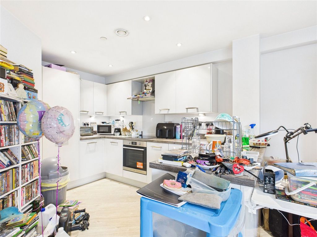 Property photo 3 of 8 Picture No. 06