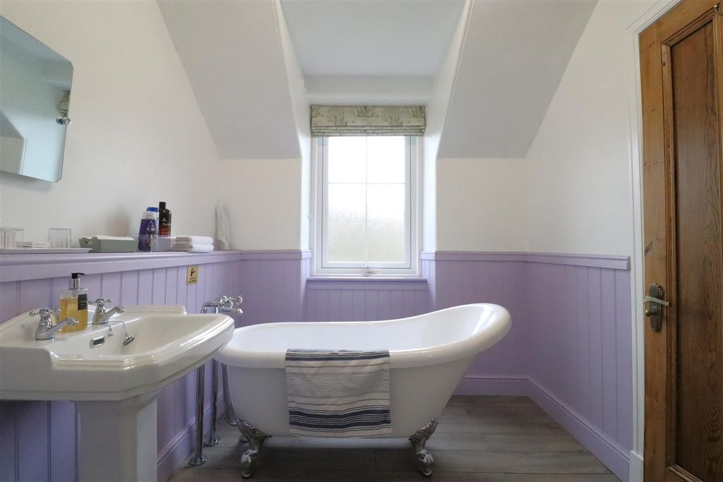 Additional image 22 of 4 bed detached house for saleFree Presbyterian Church Manse, Inver, Lochinver IV27