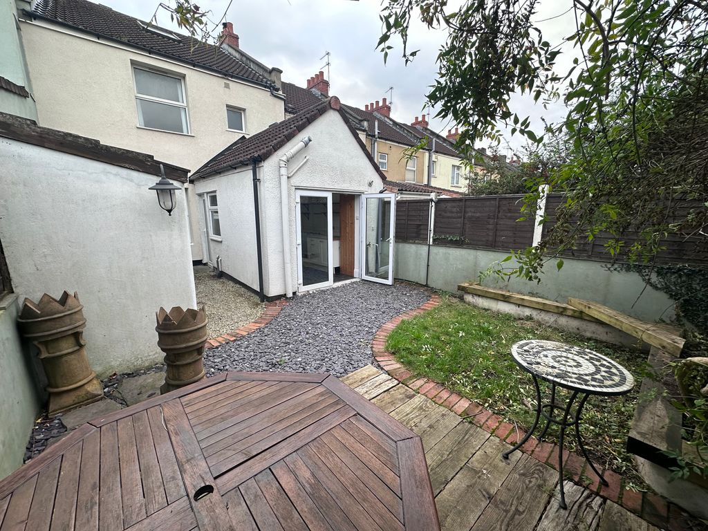 Property photo 2 of 35 Garden