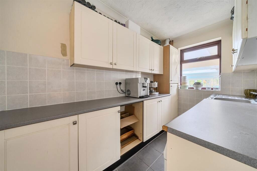 Additional image 6 of 4 bed detached house for salePortchester Road, Fareham PO16