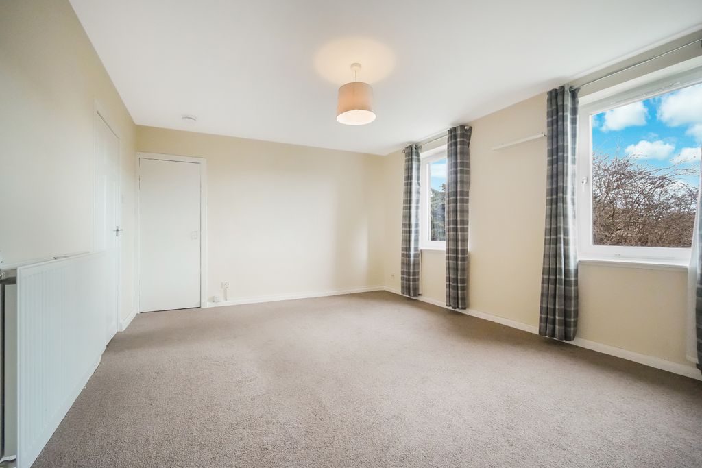 Property photo 3 of 9 Property Image 3