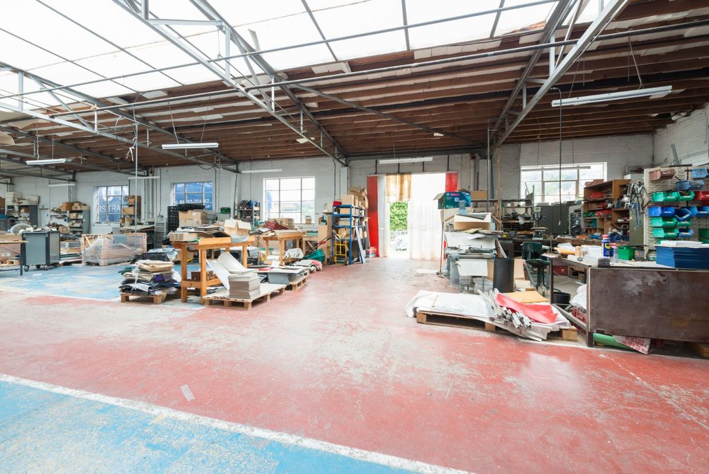 Property photo 3 of 24 Picture No. 18