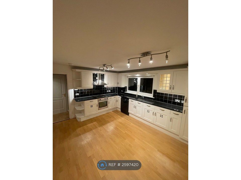 Property photo 3 of 20 Refurbished Kitchen