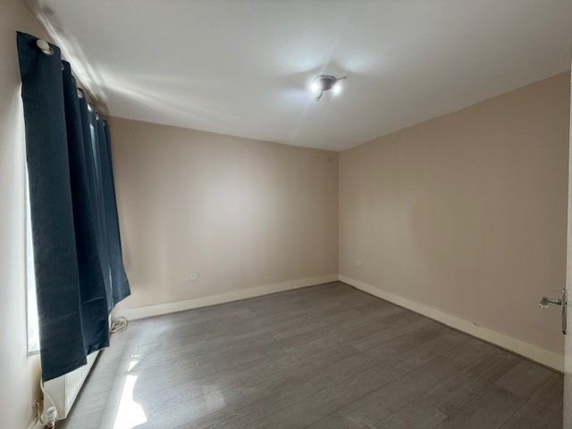 Property photo 3 of 5 3