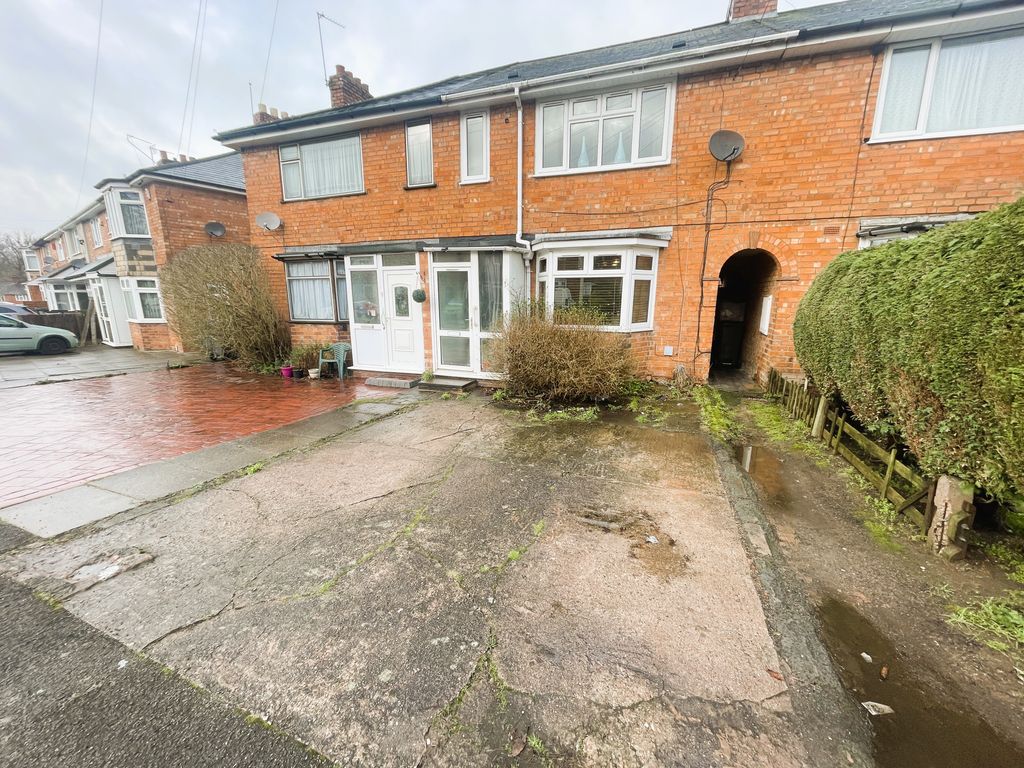Property photo 3 of 21