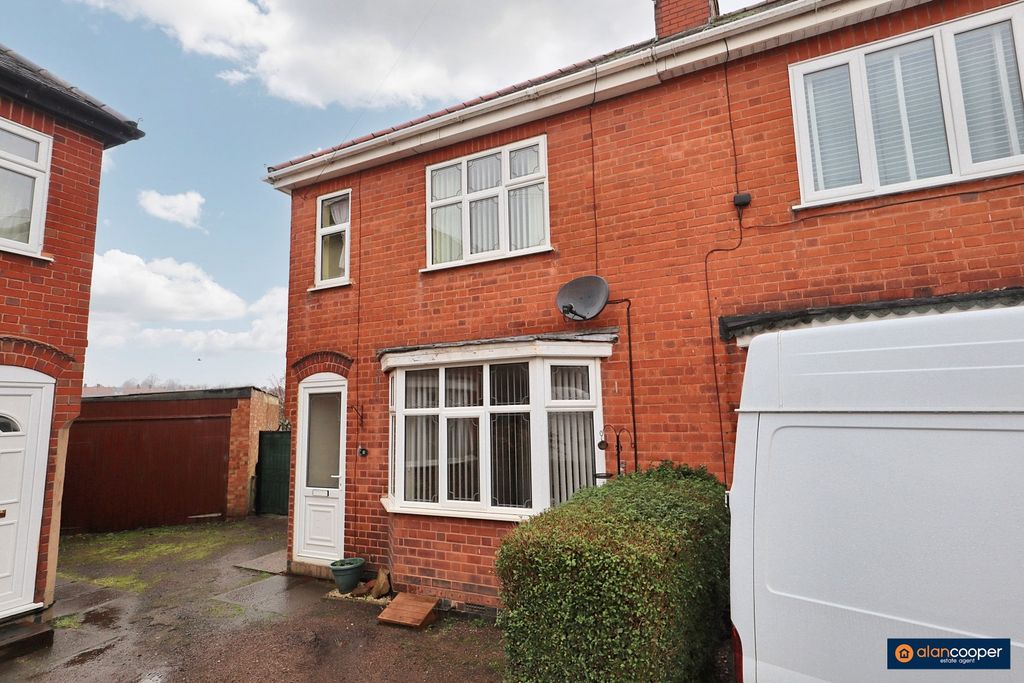 Property photo 1 of 24 3944400