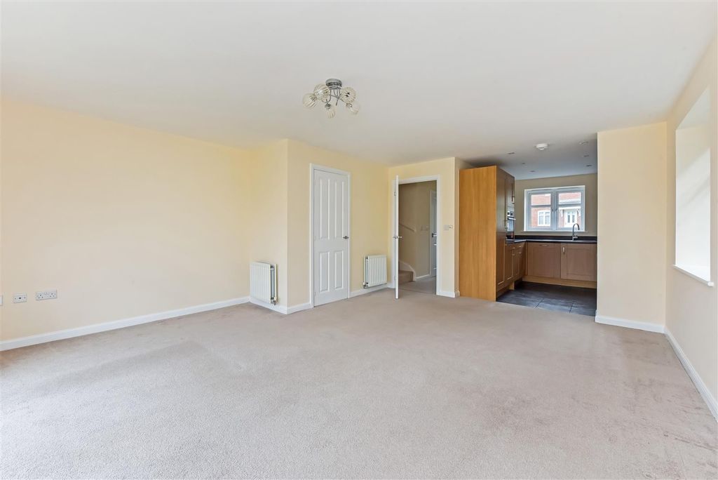 Property photo 3 of 12 Sketch_Ph6_6318720.Jpg