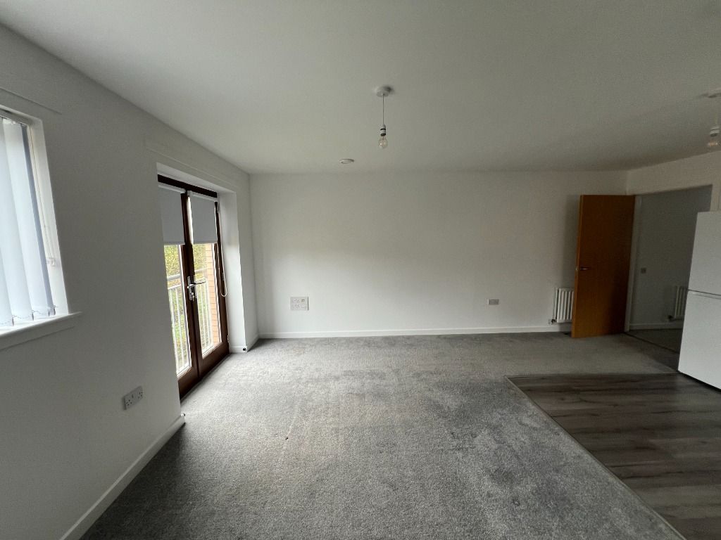 Property photo 2 of 25