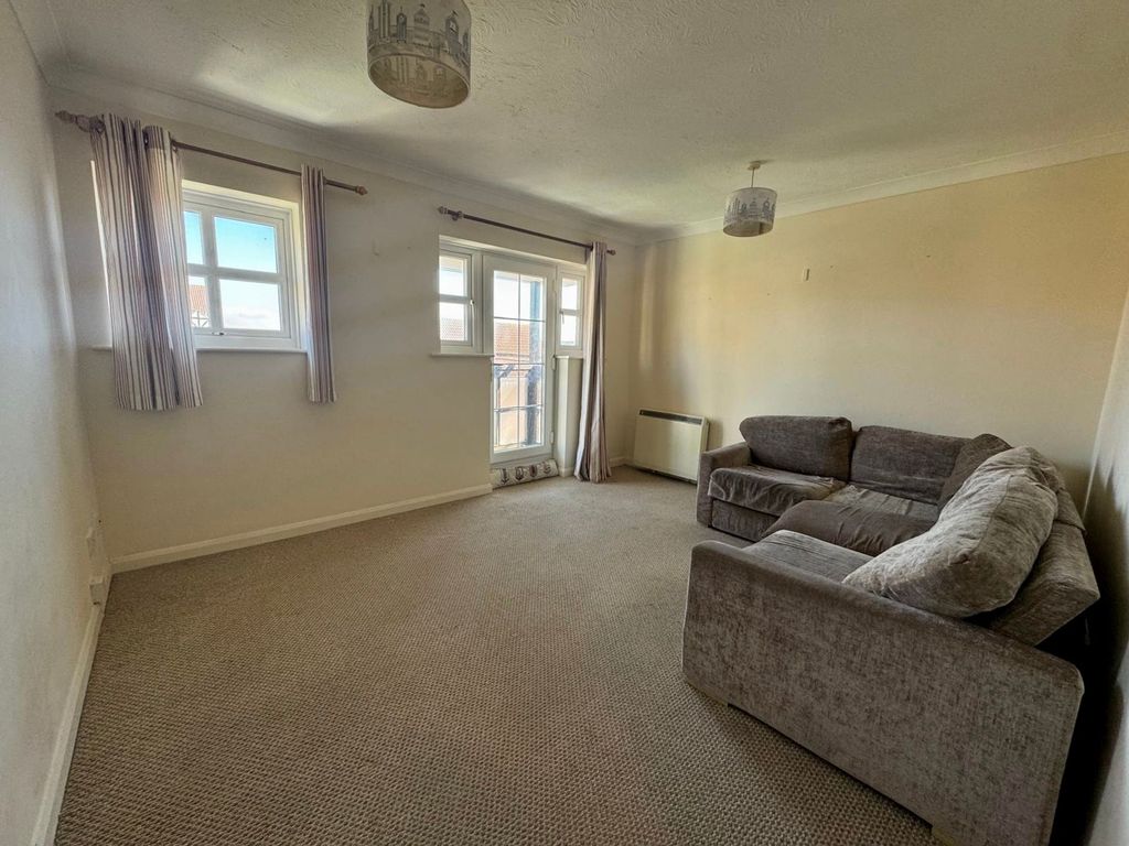 Property photo 2 of 7