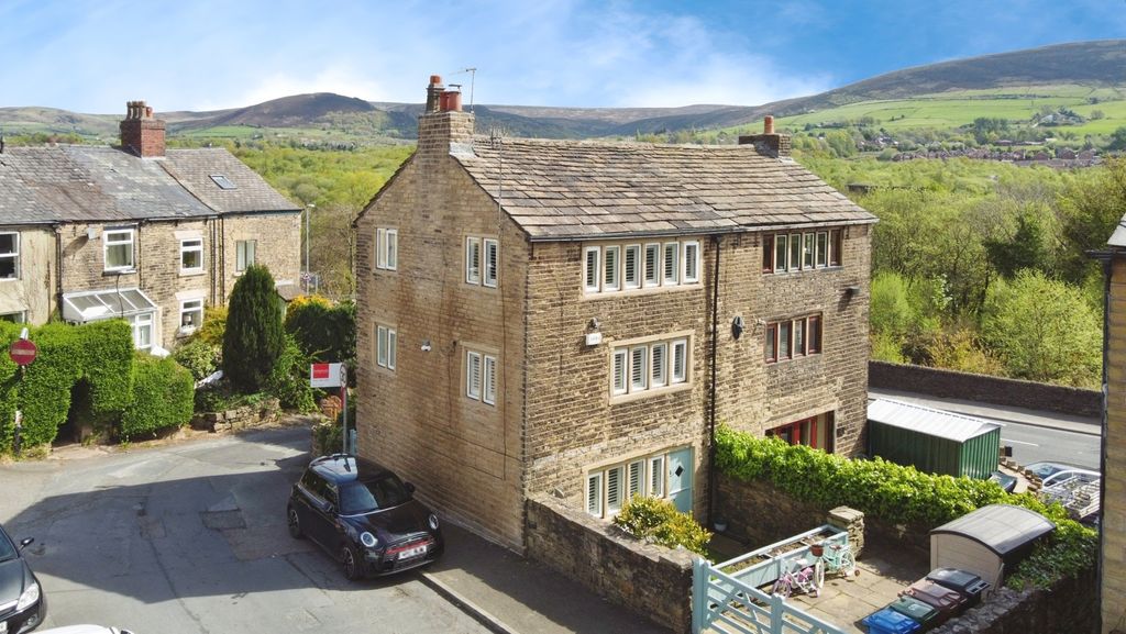 Property photo 1 of 16 External