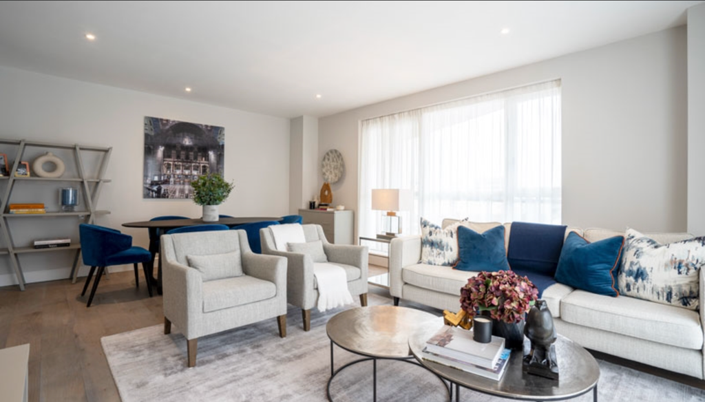 Property photo 3 of 8