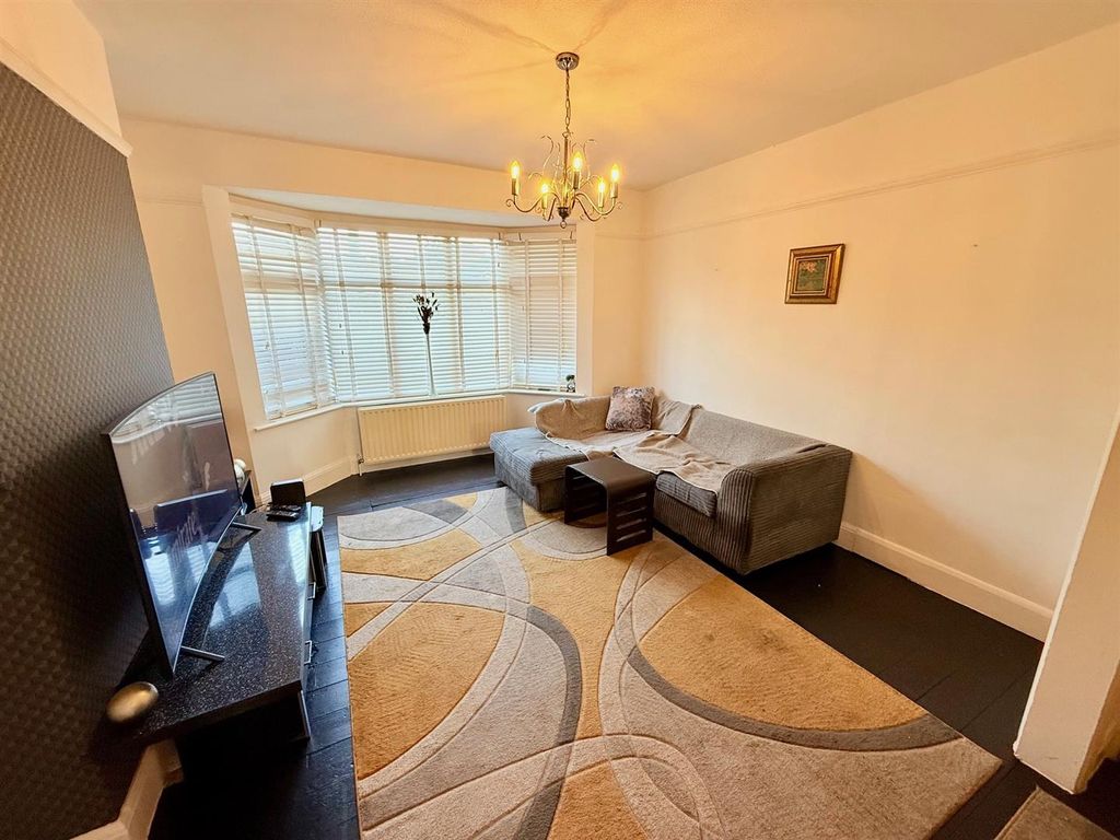 Property photo 3 of 14 3.Jpg