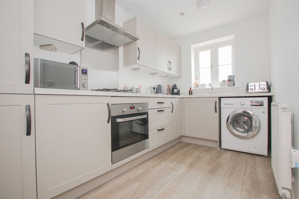 Property photo 3 of 16 5155114