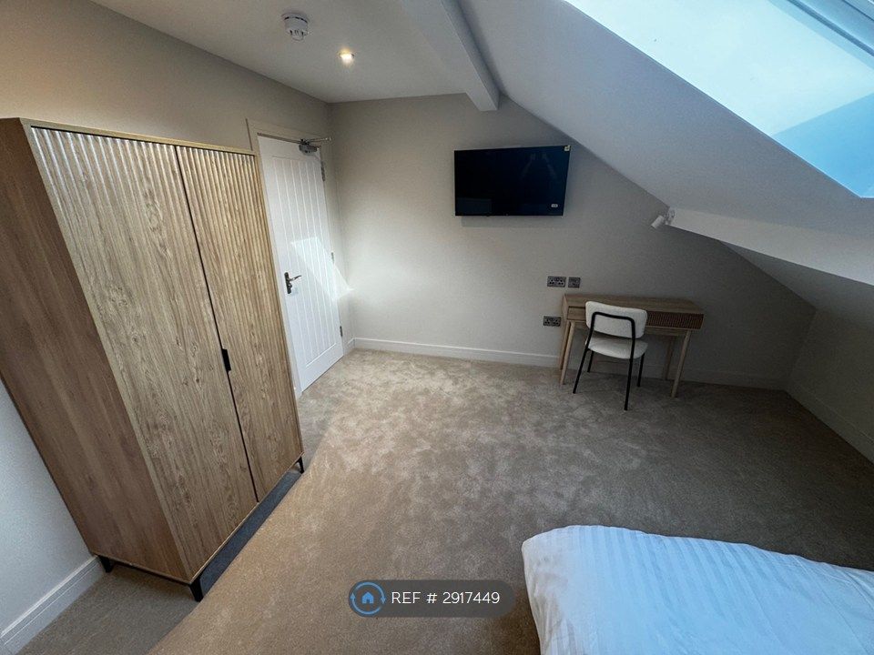 Property photo 3 of 8