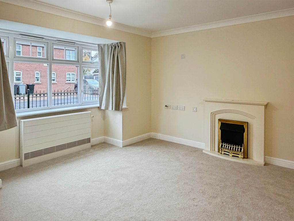 Property photo 3 of 15