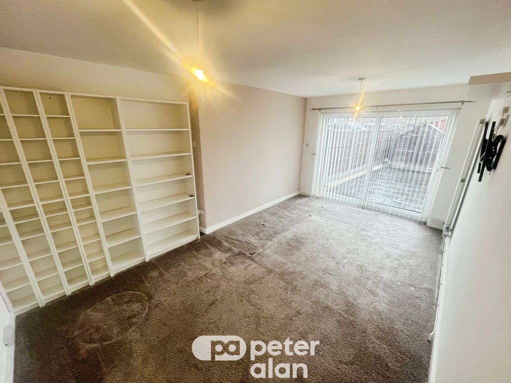 Property photo 2 of 13 Image