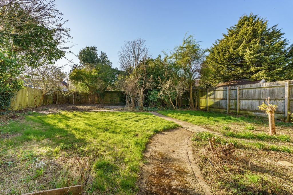 Property photo 2 of 13