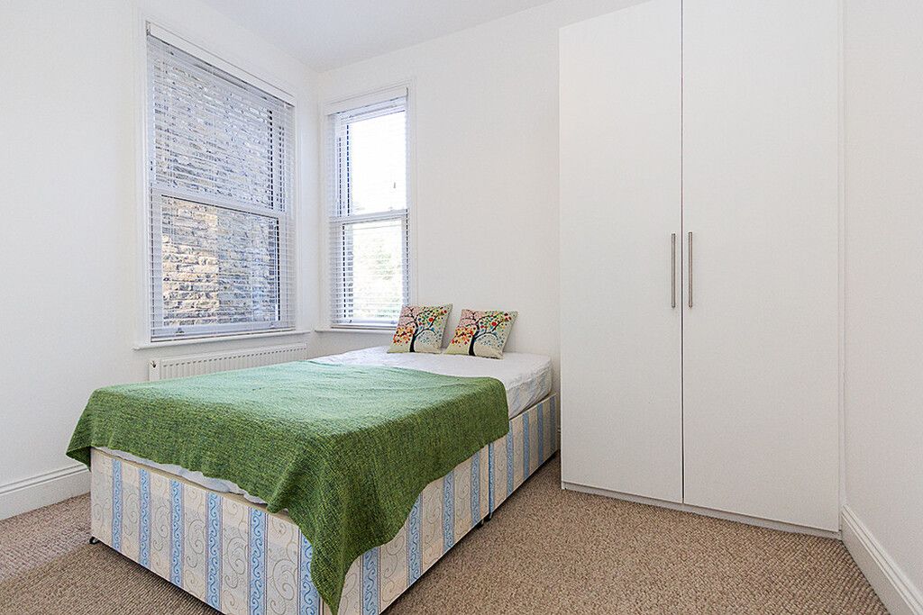 Property photo 3 of 8 3