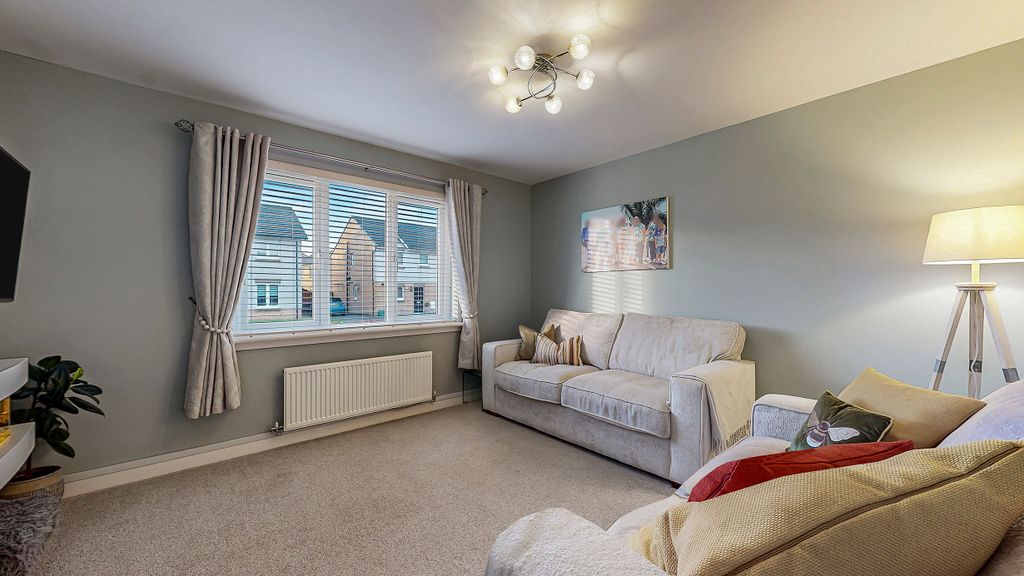 Property photo 2 of 45 16-Print-116 Craigton Drive_25