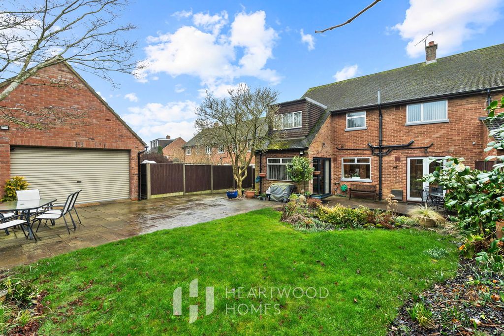 Property photo 3 of 31