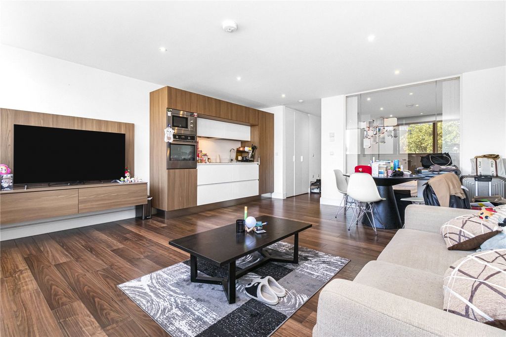 Property photo 1 of 17 Reception Room