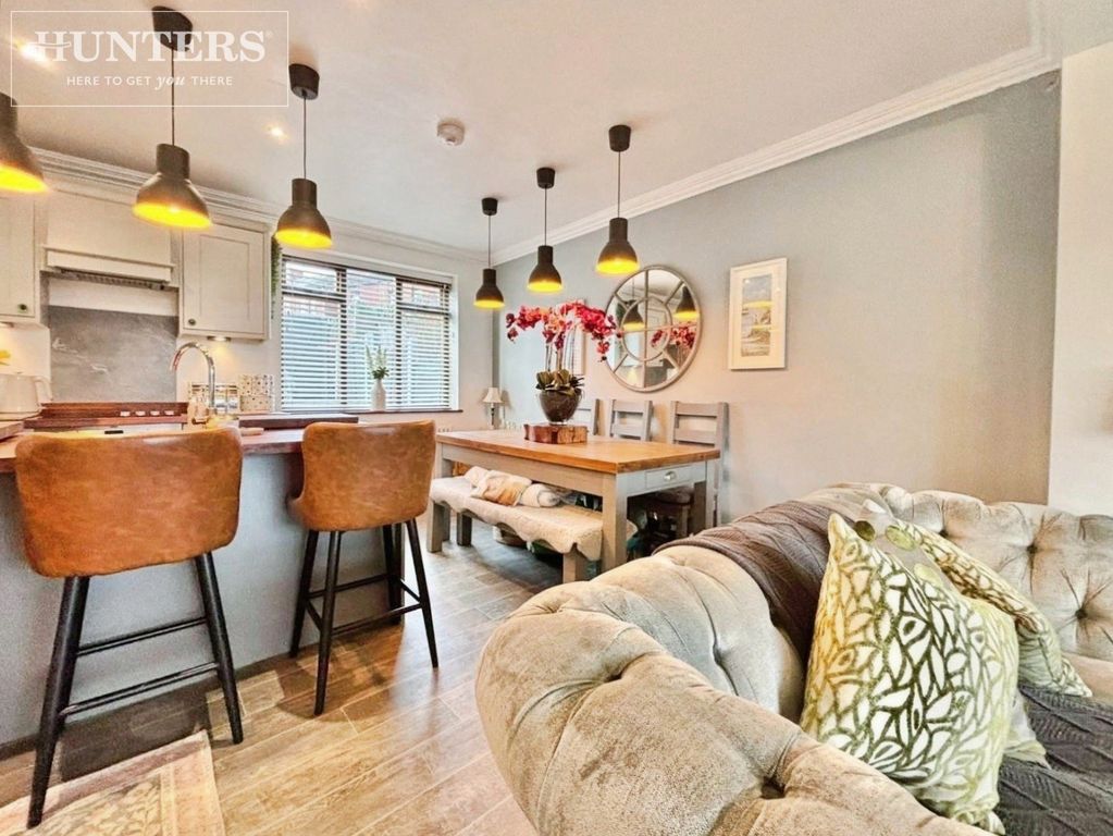 Property photo 3 of 16 Pbox-Img.Jpg