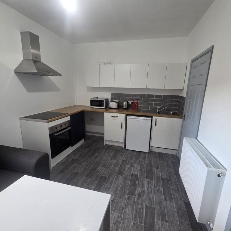 Property photo 2 of 14 Uyk.Jpg