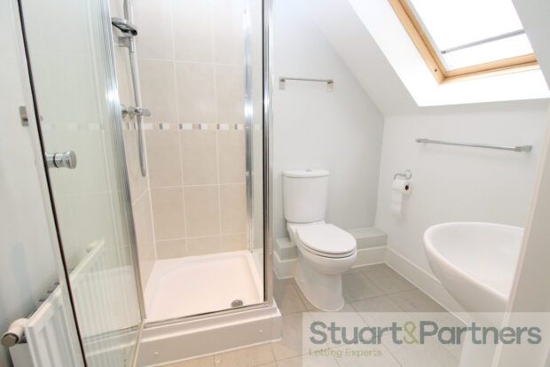Additional image 7 of 4 bed terraced house to rentBarncroft Drive, Lindfield RH16