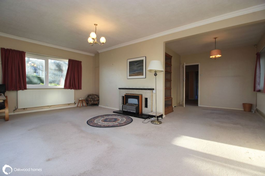 Property photo 3 of 19 Photo