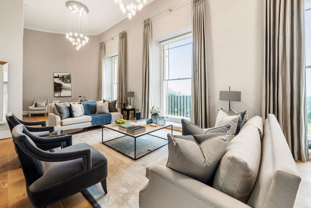 Property photo 3 of 43