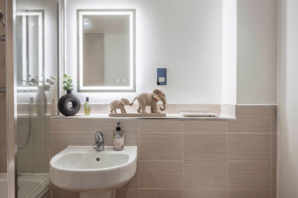 Additional image 15 of 2 bed end terrace house for saleThe Furrows, Bourton-On-The-Water GL54