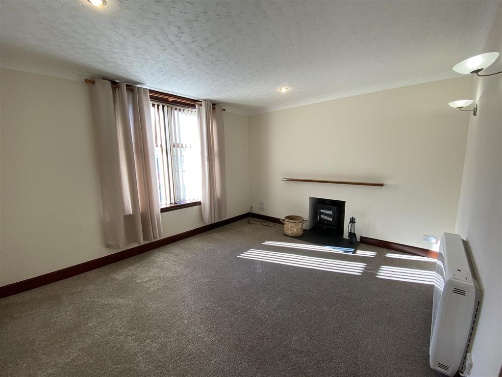 Property photo 2 of 9 3.Jpg