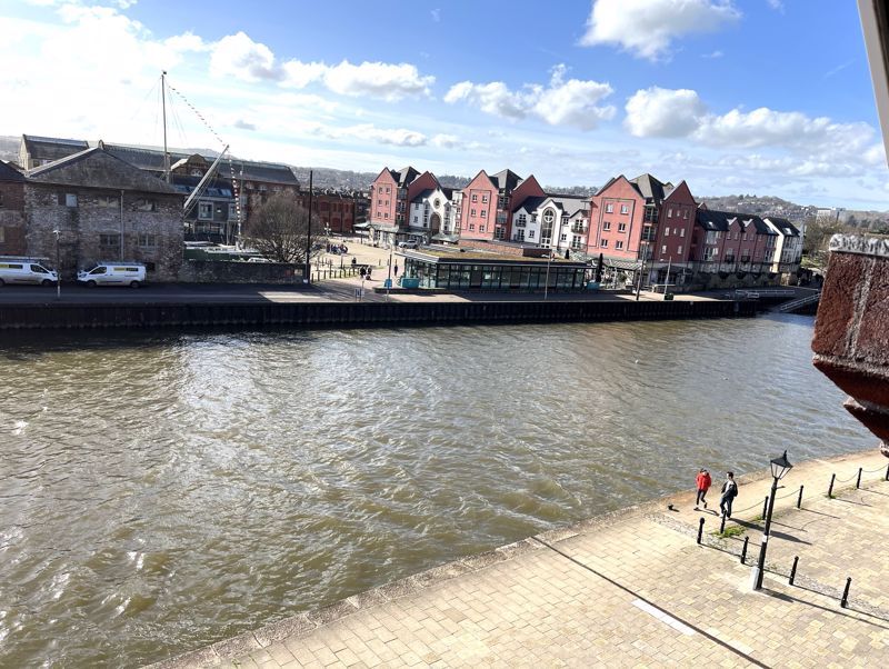 Property photo 2 of 17 Photo 6