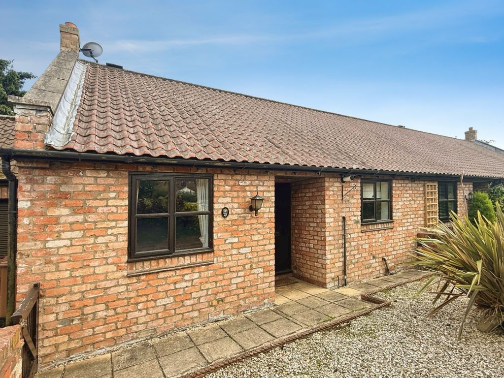 Property photo 2 of 13 4858775