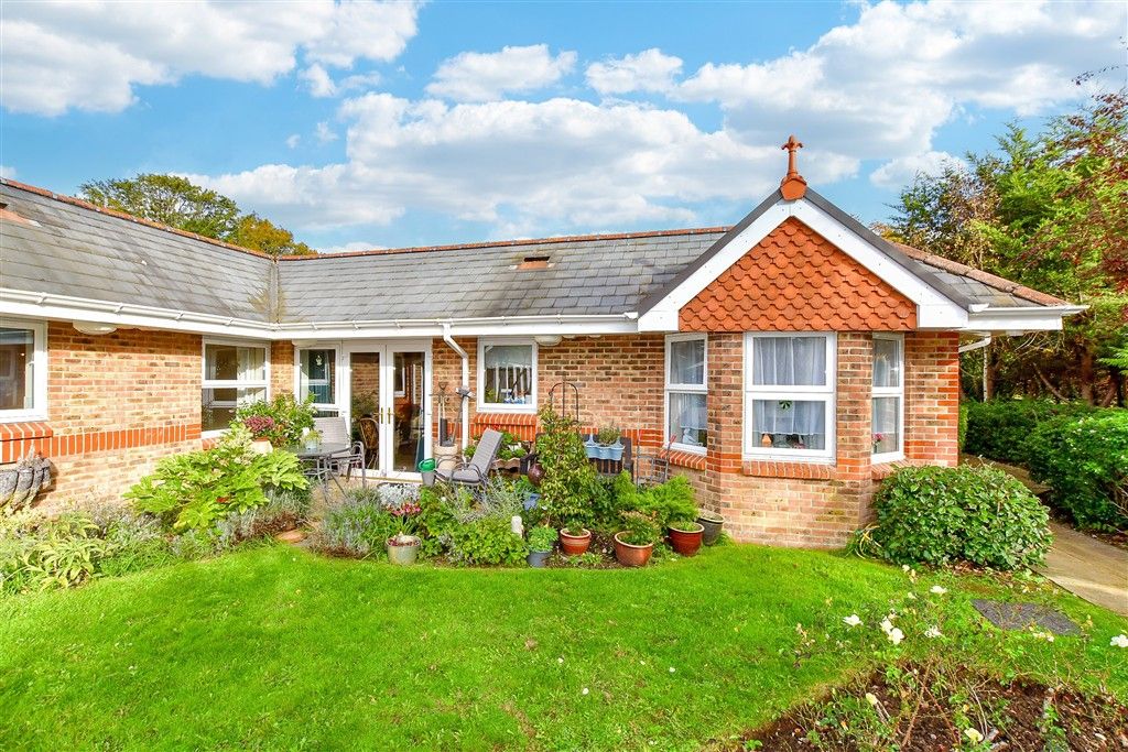 Property photo 1 of 8 External (Web)