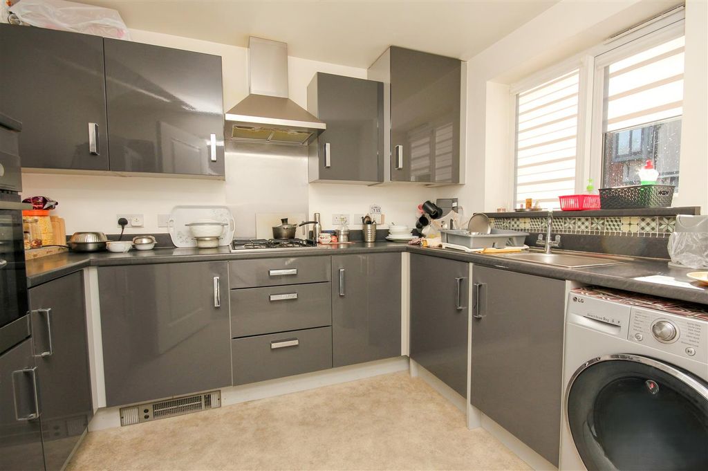 Property photo 3 of 15 Img_8743.Jpg