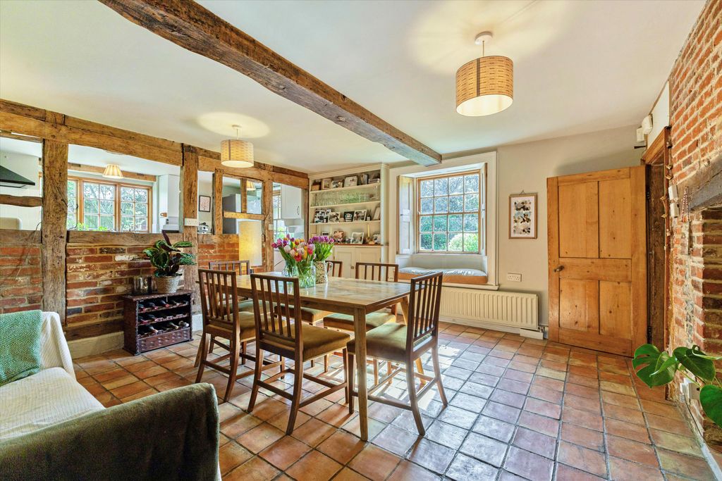 Property photo 2 of 23 Image