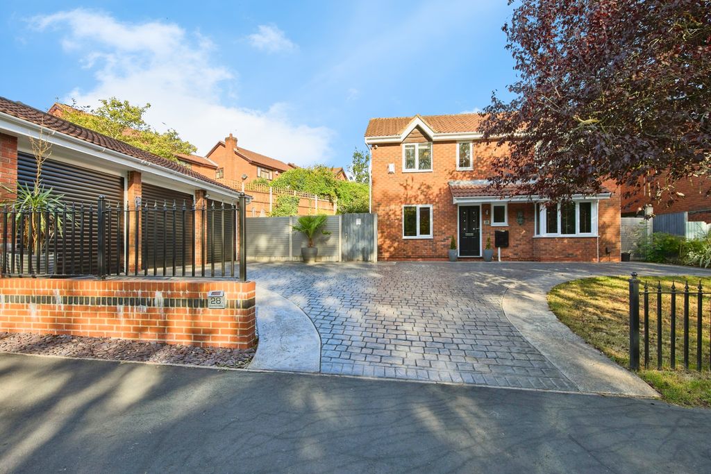 Property photo 1 of 16