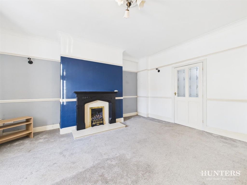 Property photo 3 of 16 Cam05287G0-Pr0143-Still002.Jpg