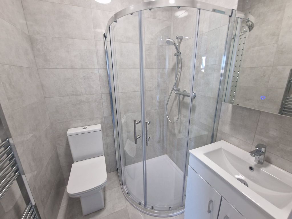 Property photo 3 of 12 Whatsapp Image 2025-04-11 At 5.52.21 Pm (1).Jpeg