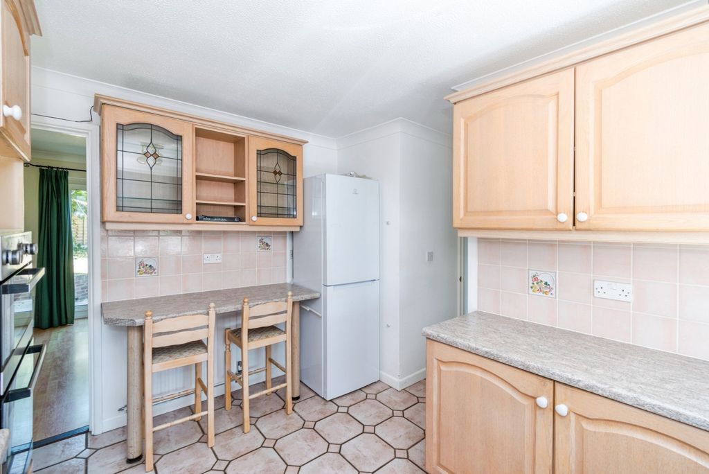 Property photo 3 of 16 Pbox-Img.Jpg